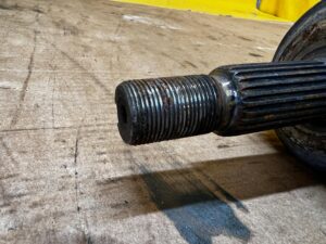 PÓŁOŚ PRZÓD PRZEDNIA LEWY LEWA TOYOTA AURIS II 1.8 HYBRID