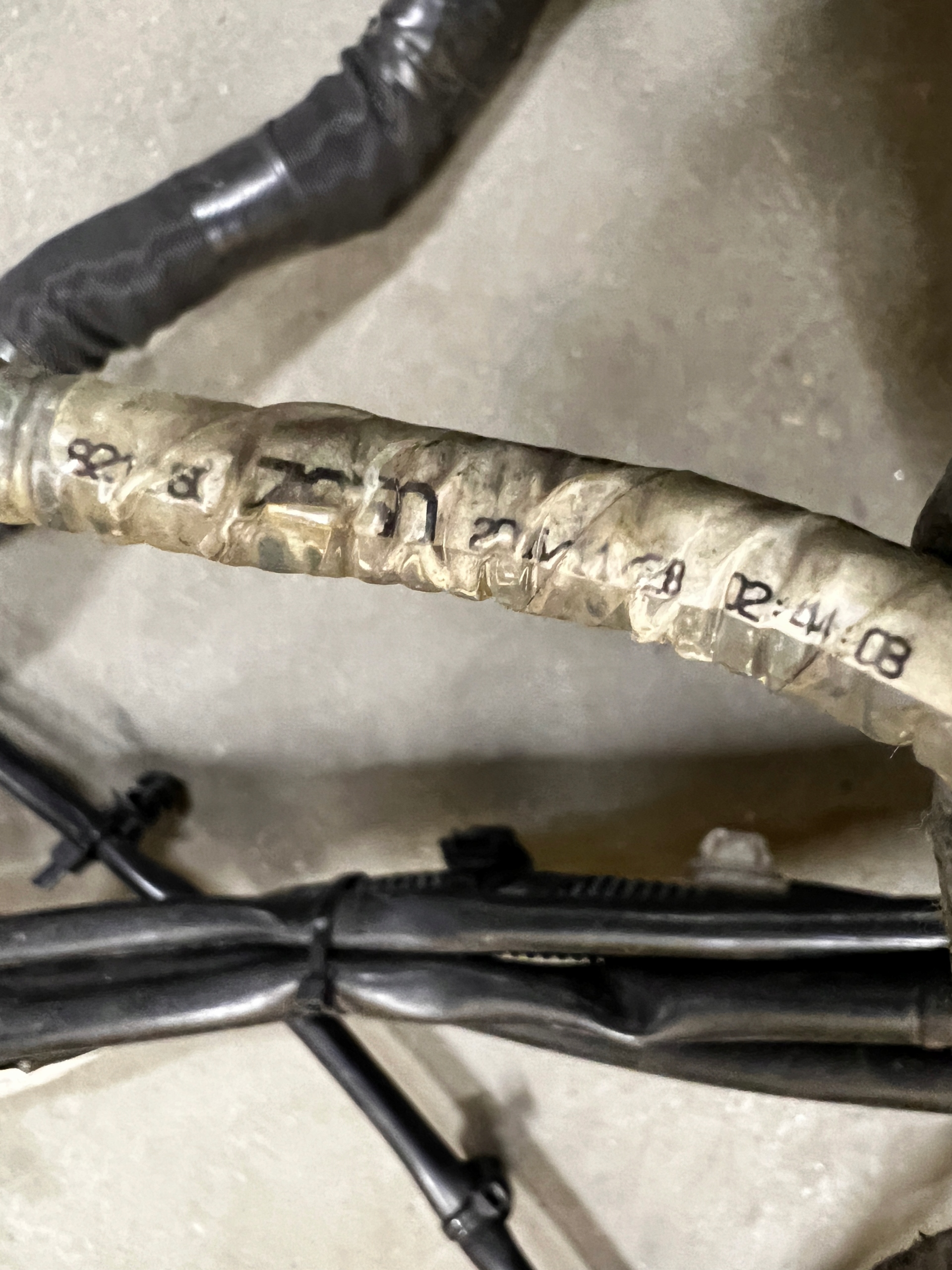 WIĄZKA INSTALACJA SILNIKA TOYOTA AURIS II HB 1.8 HYBRID