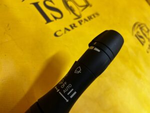 PAJĄK MANETKI PRZEŁĄCZNIK ZESPOLONY NISSAN E-NV200 NV200 EU