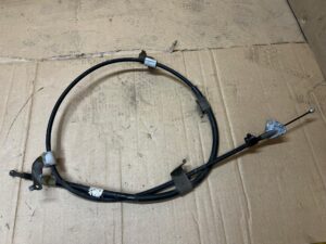 LINKA CIĘGNO HAMULCA RĘCZNEGO TYŁ LEWA TOYOTA AURIS II