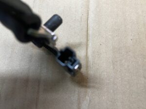 KOMPLET ZAPINKA ZAMEK KLAMRA PASA BEZPIECZEŃSTWA TYŁ TOYOTA AURIS II