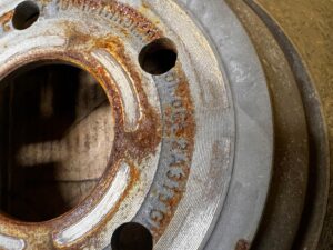 KOMPLET TARCZE HAMULCOWE TYŁ FORD ESCAPE MK4 1.5 ECOBOOST