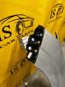 BŁOTNIK PRZÓD PRZEDNI LEWY KIERUNKOWSKAZ DACIA SANDERO III 3 2020R TEKQF