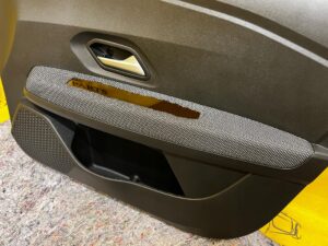 BOCZEK TAPICERKA DRZWI PRAWY PRZÓD DACIA SANDERO III EU