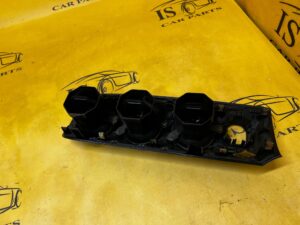 KRATKI NAWIEWU DESKI KONSOLI ŚRODKOWE MERCEDES A W177 A35 AMG PIANO BLACK