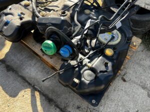 ZBIORNIK WLEW POMPA PALIWA MERCEDES GL X166 3.0 CDI 350 BLUETEC