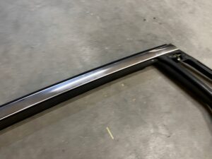 RAMKA USZCZELKA DRZWI TYŁ LEWY FORD ESCAPE MK4