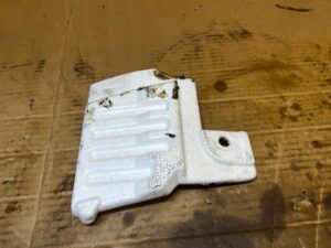 WYPEŁNIENIE WYGŁUSZENIE STYROPIAN PODŁOGI TOYOTA RAV4 V