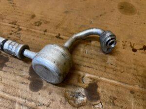 PRZEWÓD RURA RURKA WĄŻ KLIMATYZACJI TOYOTA RAV4 V 2.5 HYBRID