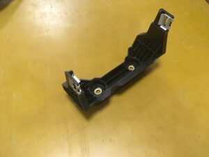 UCHWYT MOCOWANIE WSPORNIK TUNELU SKODA SUPERB III KOMBI