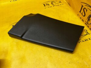 POSZYCIE OSŁONA SŁUPKA ŚRODKOWEGO B LEWY LEWA PEUGEOT 2008 II