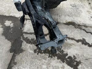 ĆWIARTKA PODŁUŻNICA FARTUCH KIELICH PRZÓD PRAWY FORD ESCAPE MK4 2022R UM