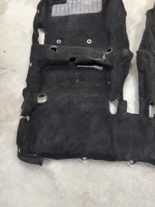 KOMPLET WYKŁADZINA DYWAN WNĘTRZA PODŁOGI TOYOTA AURIS II EU HB