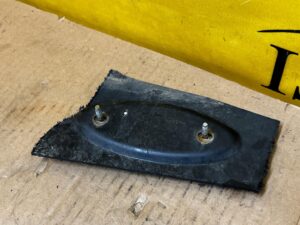 ZNACZEK LOGO EMBLEMAT ZDERZAKA PRZÓD FORD KUGA MK3 ESCAPE MK4