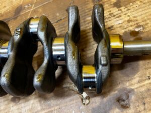 WAŁ KORBOWY TOYOTA RAV4 V 2.5 HYBRID XA25A