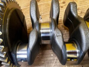 WAŁ KORBOWY TOYOTA RAV4 V 2.5 HYBRID XA25A