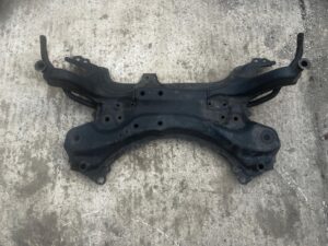 SANKI WÓZEK ZAWIESZENIE PRZÓD TOYOTA AURIS II 1.8 HYBRID