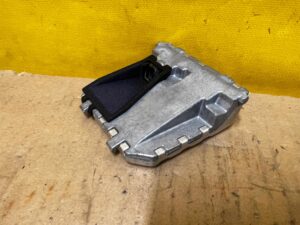 KAMERA ASYSTENT PASA RADAR SZYBY PRZÓD MERCEDES GL X166