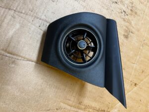 KRATKA NAWIEWU PRZÓD LEWA LEWY TOYOTA AURIS II LIFT EU