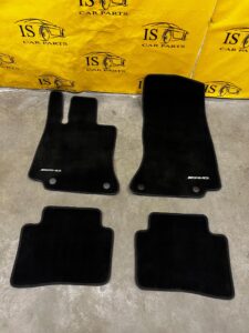 DYWANIKI WYCIERACZKI WELUROWE ORYGINALNE PRZÓD TYŁ MERCEDES C W206 AMG EU