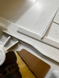 POSZYCIE OSŁONA SŁUPKA ŚRODKOWEGO B LEWY FORD ESCAPE MK4