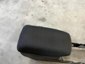 TUNEL ŚRODKOWY PODŁOKIETNIK TOYOTA AURIS II LIFT EU