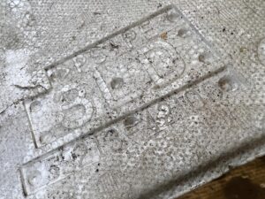 WYPEŁNIENIE WYGŁUSZENIE STYROPIAN PODŁOGI TOYOTA RAV4 V