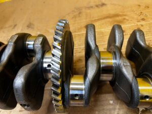 WAŁ KORBOWY TOYOTA RAV4 V 2.5 HYBRID XA25A