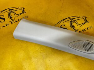 POSZYCIE OSŁONA OBUDOWA SŁUPKA PRZÓD A LEWY PEUGEOT 2008 II