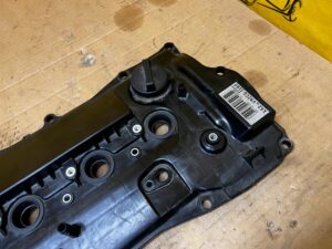 POKRYWA DEKIEL OSŁONA ZAWORÓW TOYOTA RAV4 V 2.5 HYBRID XA25A