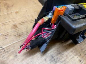 SKRZYNKA BEZPIECZNIKÓW PRZEKAŹNIKÓW MERCEDES GL X166 3.0 CDI 350 BLUETEC