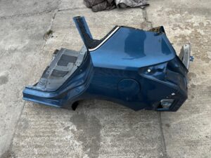 ĆWIARTKA BŁOTNIK PRÓG SŁUPEK PAS TYŁ LEWY TOYOTA AURIS II HB