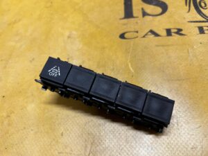 PRZYCISK PRZEŁĄCZNIK GUZIK ASYSTENTA PASA ZAŚLEPKA OSŁONA PEUGEOT 2008 II