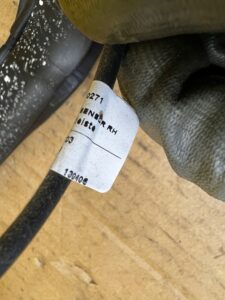 USZCZELKA SZYBY KAROSERYJNEJ BŁOTNIKA TYŁ PRAWA PRAWY MERCEDES GL X166