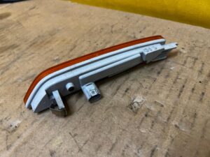 LAMPKA OBRYSOWA OBRYS OBRYSÓWKA PRAWA PRAWY PORSCHE PANAMERA 970 I LIFT