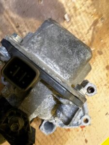 ELEKTRYCZNA POMPA WODY TOYOTA RAV4 V 2.5 HYBRID