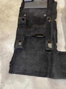 KOMPLET WYKŁADZINA DYWAN WNĘTRZA PODŁOGI TOYOTA RAV4 V EU