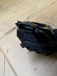 KOLEKTOR SSĄCY TOYOTA AURIS II 1.8 HYBRID