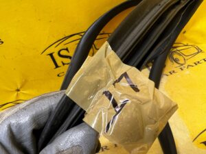 USZCZELKA DRZWI TYŁ LEWA PRAWA DACIA SANDERO III 2023R