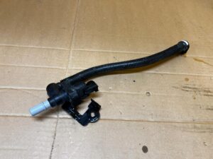 PRZEWÓD WĄŻ RURA RURKA ZAWÓR PALIWA FORD ESCAPE MK4 KUGA MK3