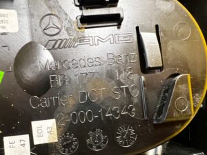 RAMKA OSŁONA DEKOR TUNEL ŚRODKOWY MERCEDES A W177 AMG PIANO BLACK