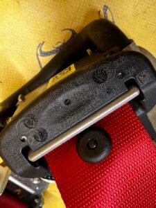 KOMPLET PASY BEZPIECZEŃSTWA PRZÓD TYŁ MERCEDES A W177 AMG