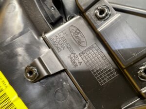 BOCZEK TAPICERKA DRZWI TYŁ LEWY FORD ESCAPE MK4