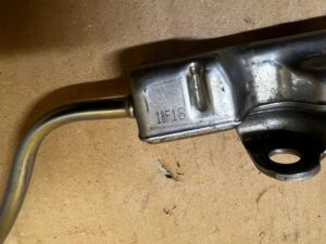 LISTWA WTRYSKOWA TOYOTA AURIS II 1.8 HYBRID