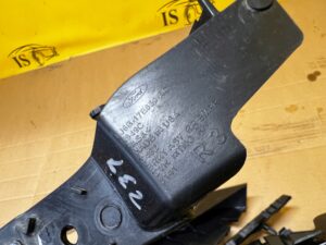 KOMPLET ŚLIZG MOCOWANIE WSPORNIK ZDERZAKA TYŁ PRAWY LEWY FORD ESCAPE MK4