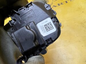 PANEL PRZEŁĄCZNIK KIEROWNICY LEWY FORD ESCAPE MK4