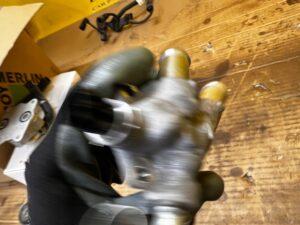 KRÓCIEC WODY CZUJNIK TEMPERATURY SILNIKA TOYOTA RAV4 V 2.5 HYBRID