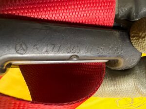 KOMPLET PASY BEZPIECZEŃSTWA PRZÓD TYŁ MERCEDES A W177 AMG