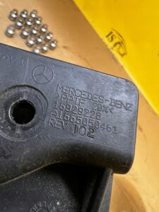 KANAŁ PRZEWÓD DOLOT POWIETRZA PRZÓD LEWY MERCEDES GLS X166