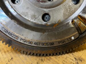 KOMPLET SPRZĘGŁO KOŁO DMUMASOWE TARCZA DOCISK PEUGEOT 2008 II 1.5 BLUE HDI